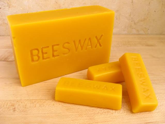 what is beeswax